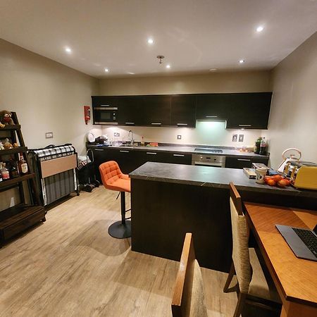 Ferienwohnung Joyful Abode - Live In The Heart Of Manchester Exterior foto